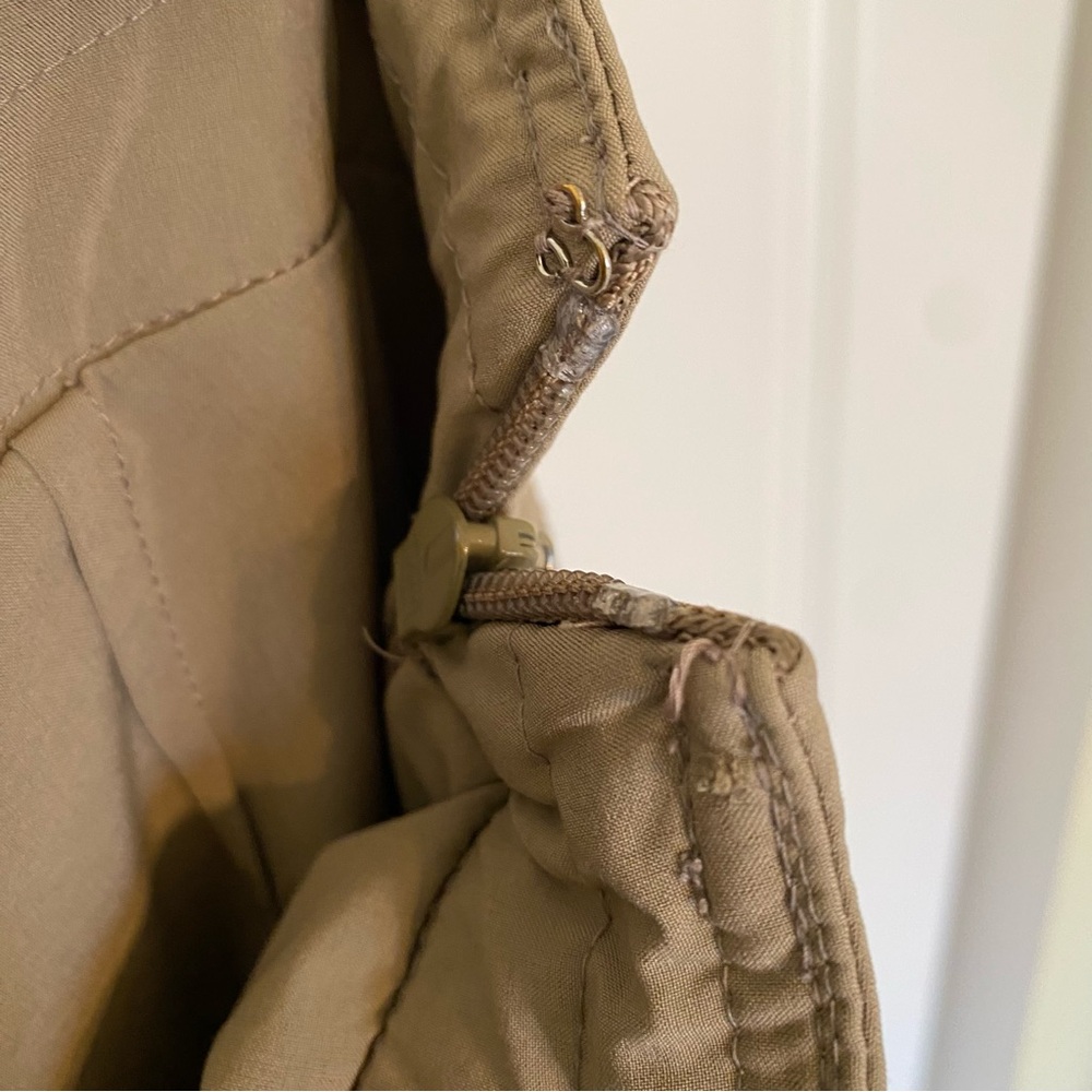 Athleta Lightweight Khaki Skort size 10 - Picture 7 of 8
